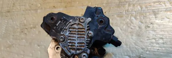 Volvo XC90 Fuel injection high pressure pump 0445010043