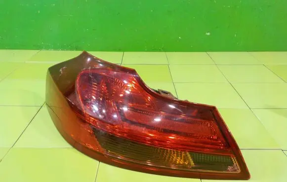 Skoda Superb B6 (3T) Rear/tail lights 13277877 XP289