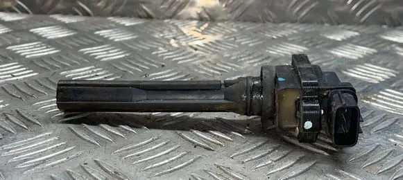 Suzuki Grand Vitara I High voltage ignition coil 3341077e2