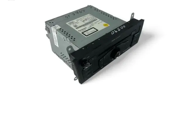 Audi A4 S4 B8 8K Radio/CD/DVD/GPS head unit 8T1035186P