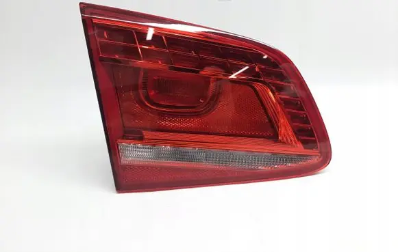 Volkswagen PASSAT B7 Tailgate rear/tail lights 3AE945307C
