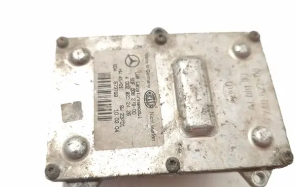 Mercedes-Benz E W211 Headlight ballast module Xenon 5DF00827900 A0028202426