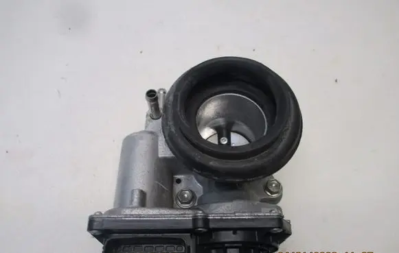 Citroen C1 Throttle valve 9648053780