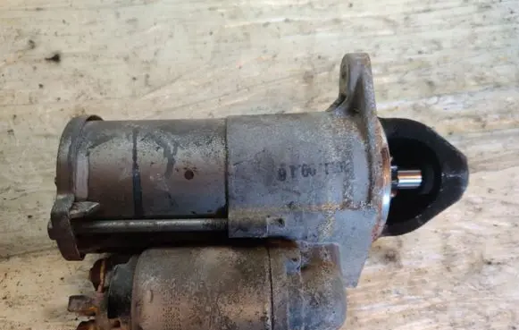 Chevrolet Orlando Starter motor 55576980