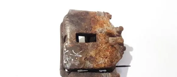 Nissan Primera Front brake caliper