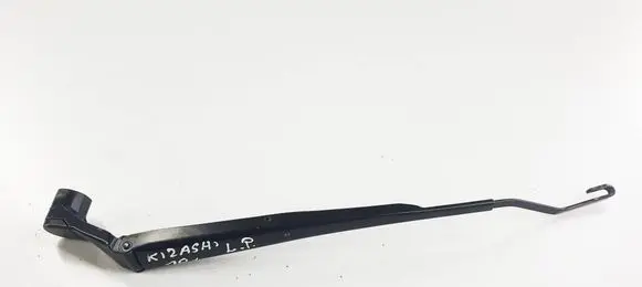 Suzuki Kizashi Front wiper blade arm 