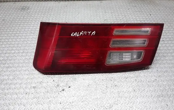 Mitsubishi Galant Tailgate rear/tail lights 22687201
