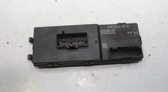 Cupra Formentor Tailgate/trunk control unit/module 5WC959107A