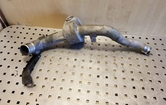 Toyota Corolla E120 E130 Intercooler hose/pipe 1736133010