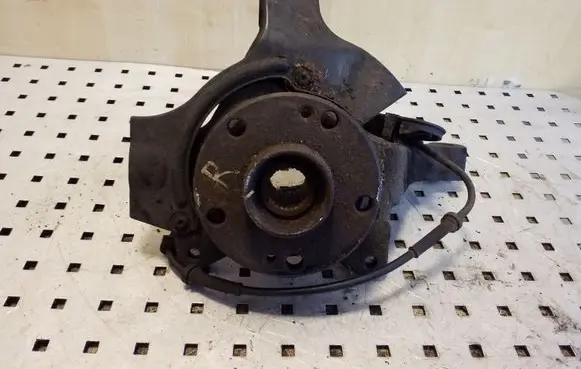 Renault Espace III Front wheel hub