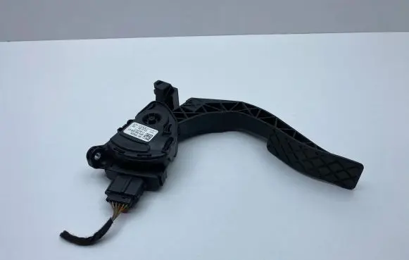 Audi A7 S7 4G Accelerator throttle pedal 8K1723523A 6PV009505-21