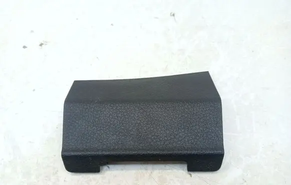 Nissan Qashqai (B) pillar trim (bottom) 88447