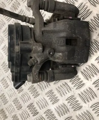 Mazda CX-5 II Rear brake caliper