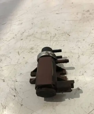 Citroen C4 I Turbo solenoid valve 9652570180 70071200
