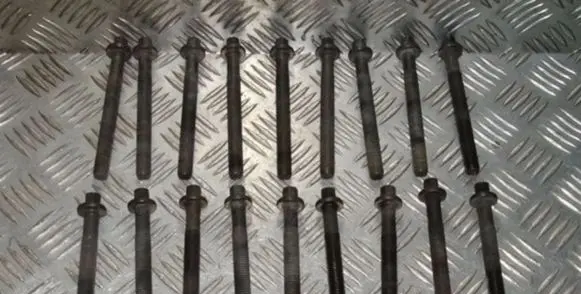 LDV Maxus Cylinder head bolts 