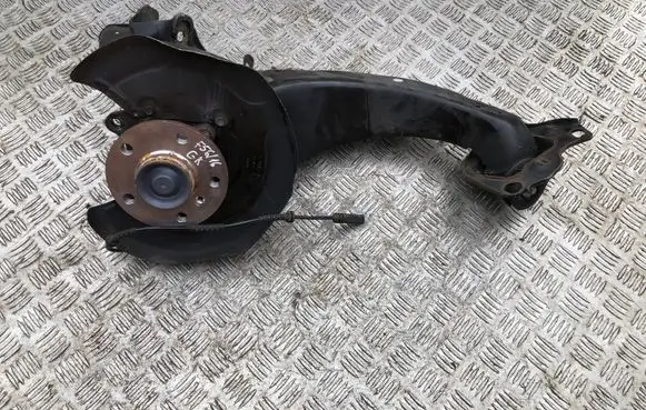 Mini One - Cooper F56 F55 Rear wheel hub spindle/knuckle 4098613 179920