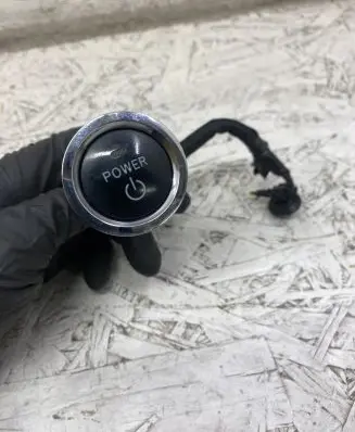 Toyota Prius (XW30) Engine start stop button switch 2005DJ0924