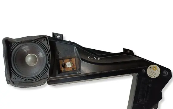 BMW 7 E38 Rear door speaker 65138352458