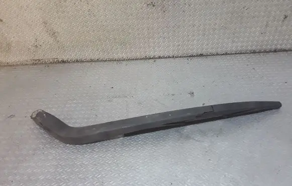 Toyota Auris 150 Rear wiper blade arm 
