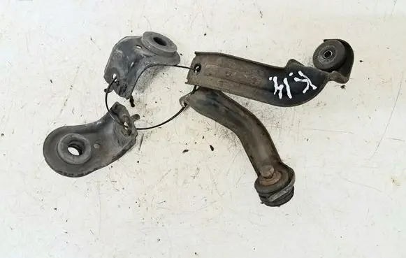 Honda Civic Radiator mount bracket 