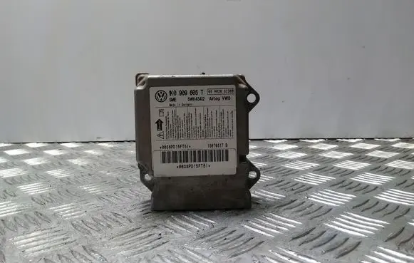 Volkswagen Golf V Airbag control unit/module 1T0909605T