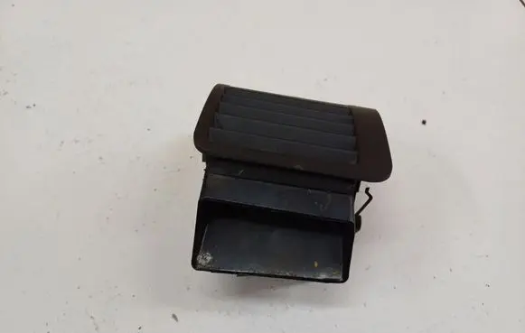 Audi A2 Dash center air vent grill 8Z9820901C