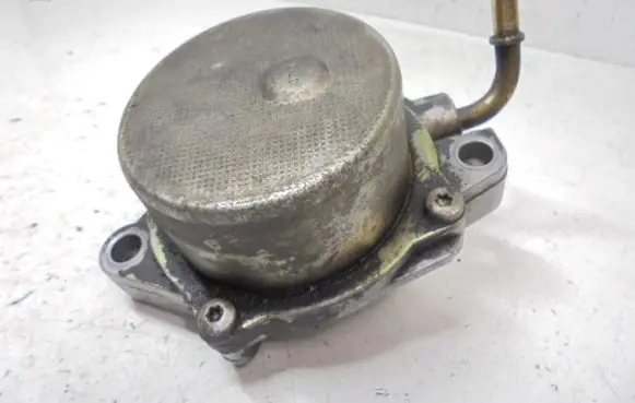 Peugeot 206 CC Vacuum pump