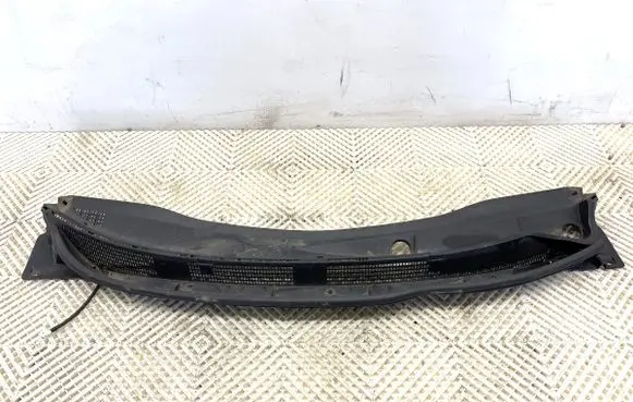 Nissan Micra Wiper trim 668621HB