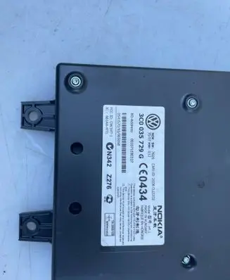 Volkswagen PASSAT B6 Bluetooth control unit module 3C0035729G 001071E8EE07