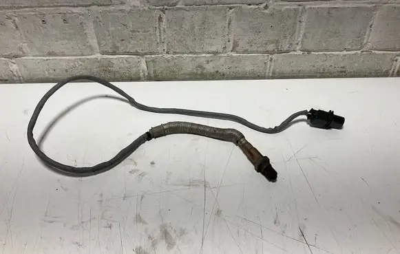 BMW 5 E60 E61 Lambda probe sensor 7557758
