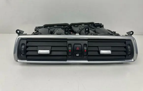 BMW 5 GT F07 Dash center air vent grill 