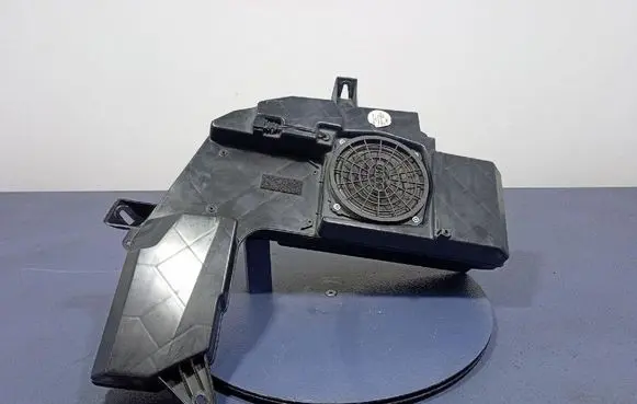 Audi A4 S4 B7 8E 8H Subwoofer speaker 8E9035382D