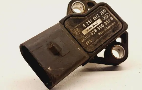 Volkswagen Caddy Air pressure sensor 038906051B 0281002399