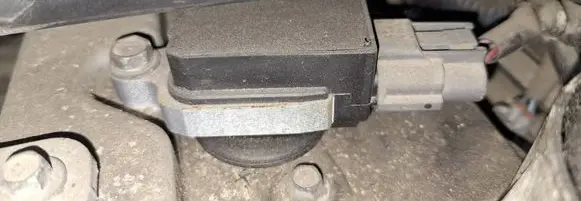 High voltage ignition coil