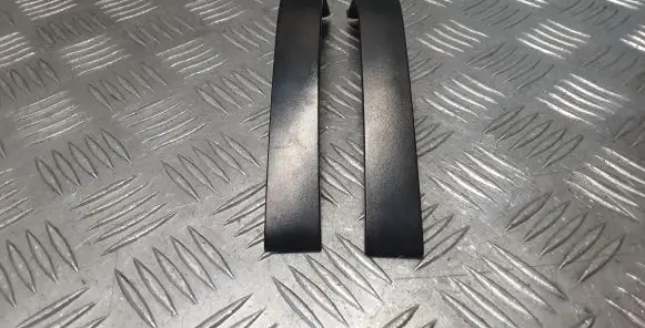 Roof trim bar molding cover