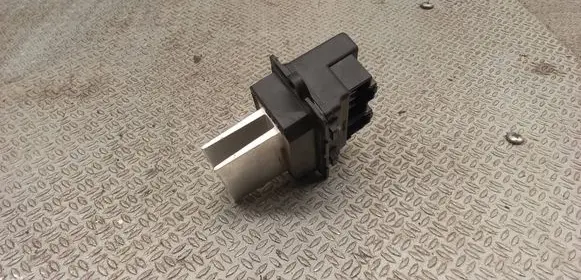 Chrysler Pacifica Heater blower motor/fan resistor 790834U