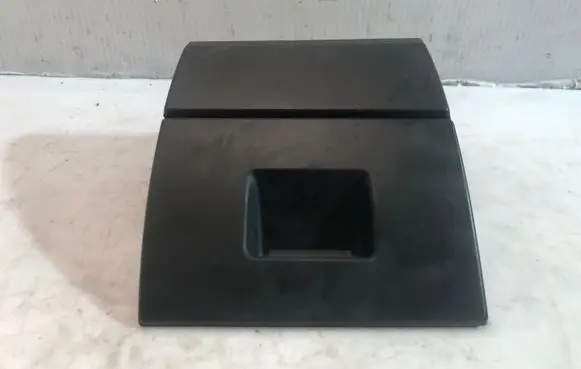 BMW 3 E90 E91 Glove box 7132866 108229