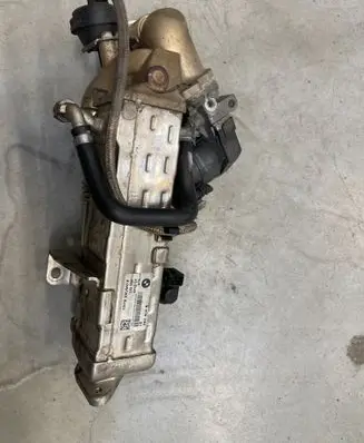BMW 3 F30 F35 F31 EGR valve cooler 8476993 200708