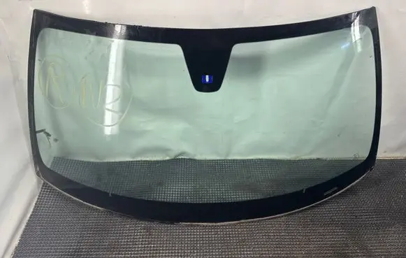Mercedes-Benz SLK R172 Front windscreen/windshield window 43R010242