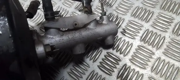 Mitsubishi Outlander Master brake cylinder