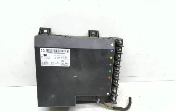Mercedes-Benz S W221 Fuse module A2215408745 A2215457132 A2214420355
