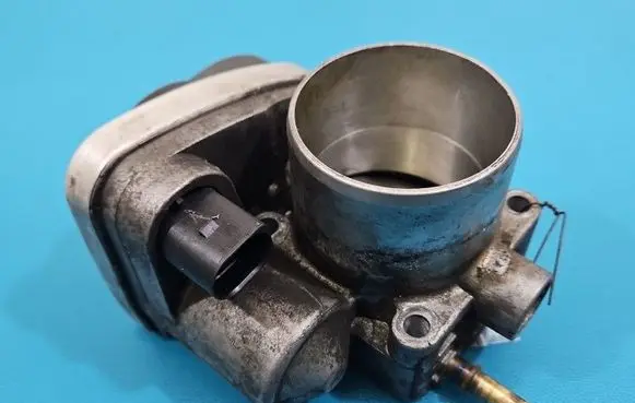 Renault Megane III Throttle body valve 8200190230 IMPRK1560033
