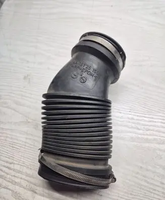 Volvo V70 Air intake hose/pipe 4616125159