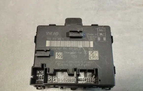 Audi Q3 F3 Door control unit/module 5Q0959595K 8W1959595D