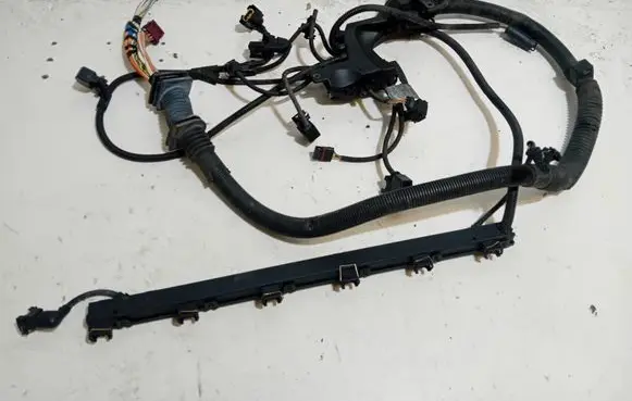 BMW 5 E60 E61 Engine installation wiring loom 7529696 2F001128 E2874T