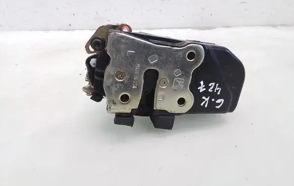 Chrysler Sebring (ST-22 - JR) Rear door lock