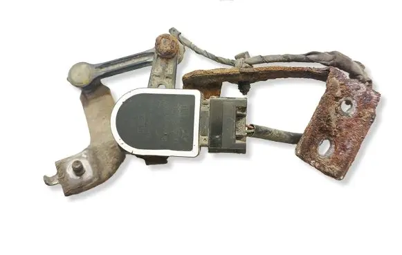 Mercedes-Benz B W246 W242 Rear air suspension level height sensor A0045429918 1220813