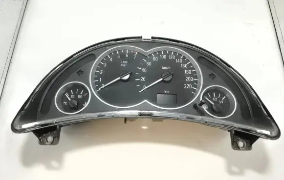 Opel Tigra B Speedometer (instrument cluster) 13173364WW 110080226023 151202E