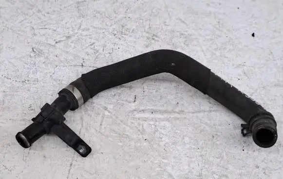 Mercedes-Benz C W205 Engine coolant pipe/hose A2058302102