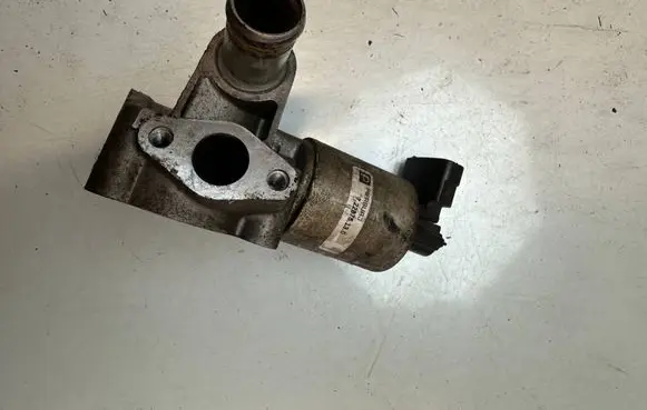 Opel Corsa C EGR valve 722875130